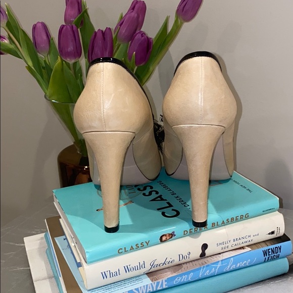 Like New, Red Valentino high heels - Picture 4 of 9